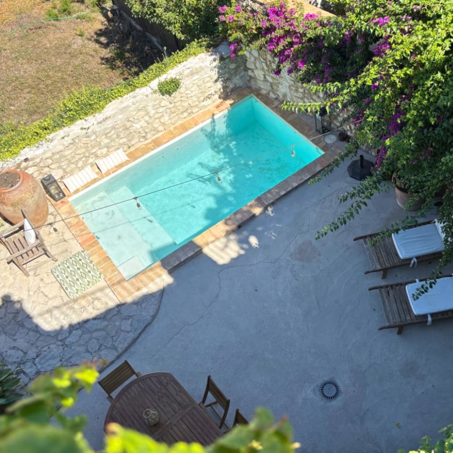26_Patio_1